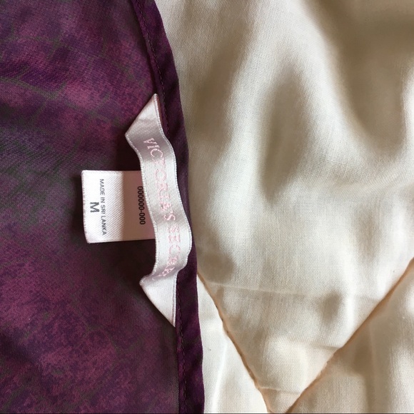 Victoria’s Secret intimates slip - Picture 6 of 8